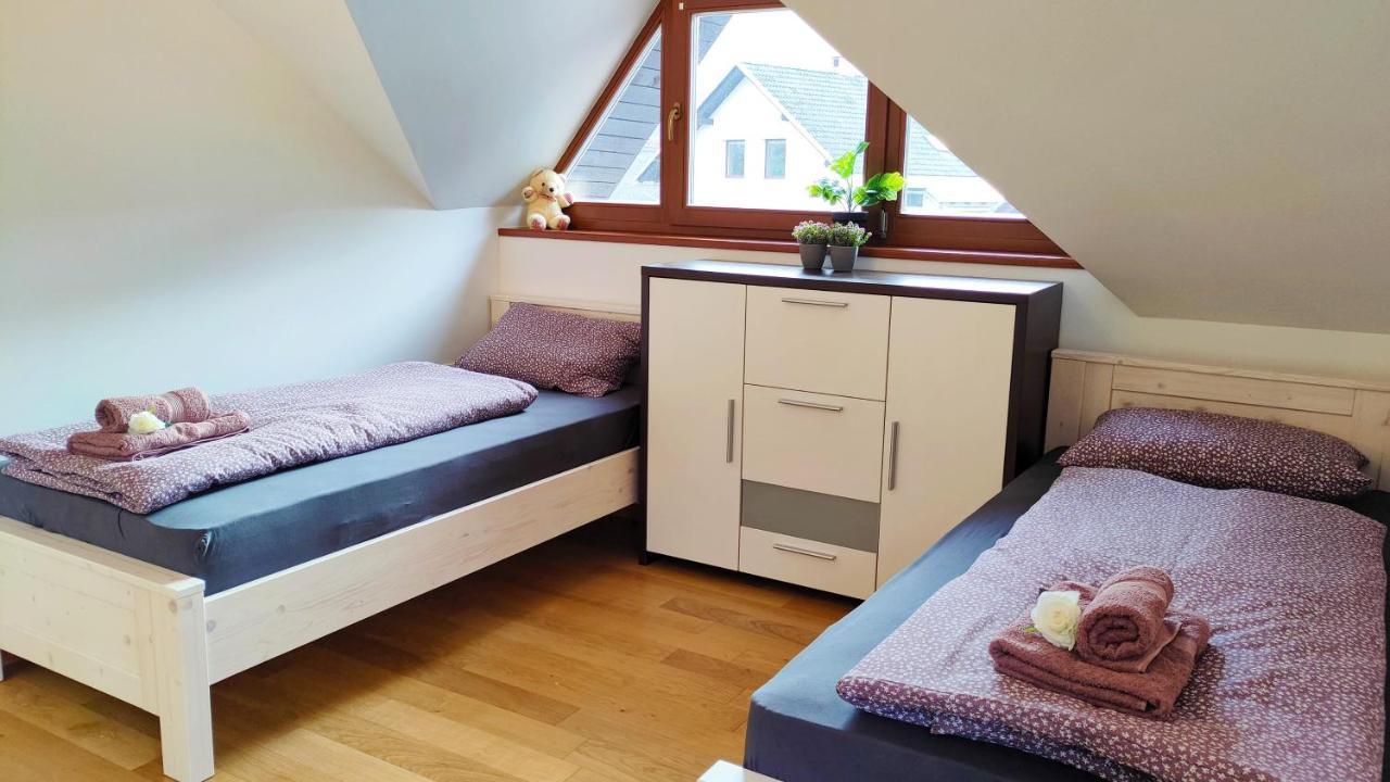 Apartmaji Dora Mojstrana Buitenkant foto